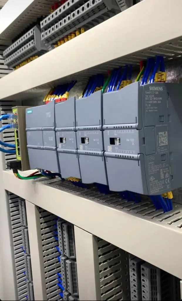 Programming Modbus TCP/IP communication between Field Actuators and the DCS system.